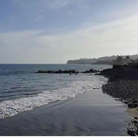 Apto. Acogedor En Bahia Feliz A 100Mts De La Playa San Bartolomé Ngoại thất bức ảnh